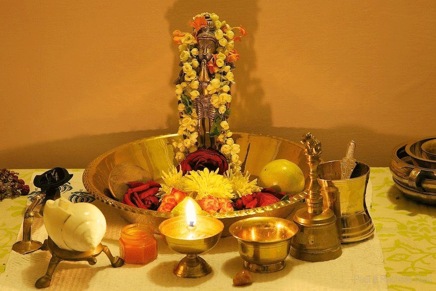 benifits of pooja to hanuman with flowers
