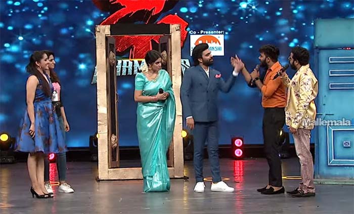 Anchor Pradeep Serious On Aadi And Sudheer In Dhee Show