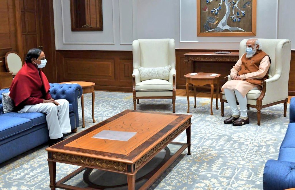 kcr meeting with the PM and is reported to have discussed all pending issues with the Centre.