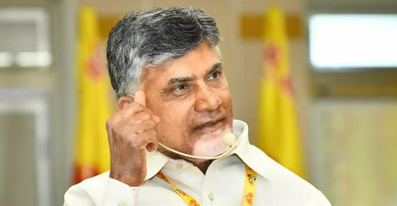 Yellow media restarts paid promotions for Chandrababu 