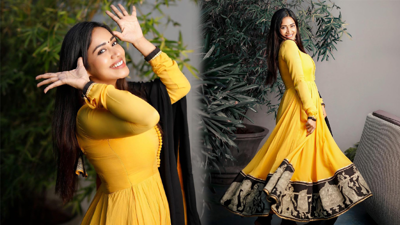 Nivetha Pethuraj Yellow Dress Stills