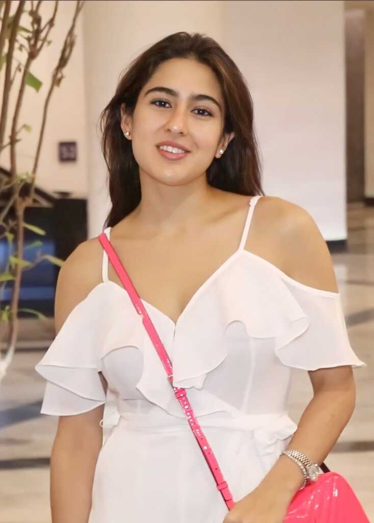 Sara Ali Khan Latest Pictures