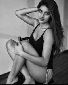Nidhi Agarwal Sex Nude - Nidhhi Agerwal New Hot Pics | Telugu Rajyam