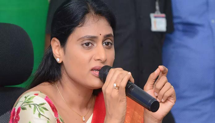 Tremors Of Sharmila Party, making tensions TRS