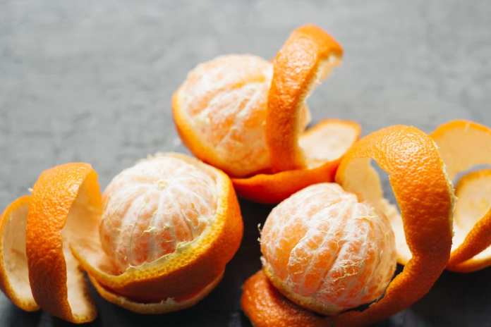 Orange peel: చర్మం సౌందర్యం పోతోందా..? నారింజ తొక్కతో ఇలా చేయండి..!!