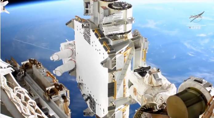 NASA: భూమికి 410 కి.మీ ఎత్తులో వ్యోమగాములు..! వీడియో వైరల్