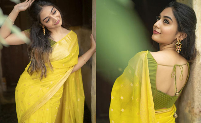Athmika Sumithran Gergeous Pics In Yellow Saree