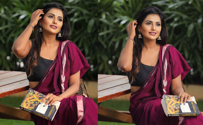 Nisha Marimuthu Insta Pics