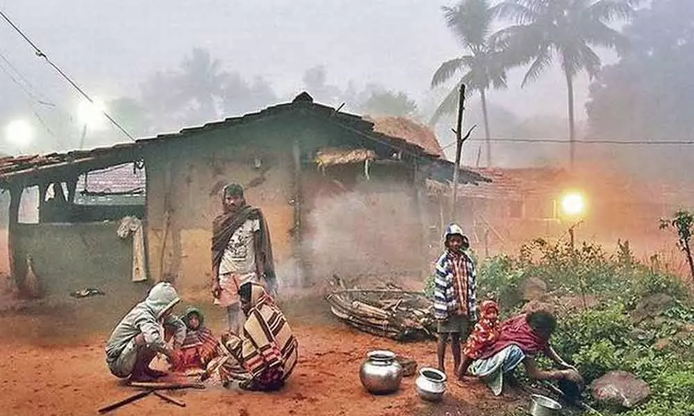 Weather Report: తెలుగు రాష్ట్రాల్లో వణుకు పుట్టిస్తున్న చలి.. ఆరెంజ్ అలర్ట్ జారీ చేసిన వాతావరణ శాఖ