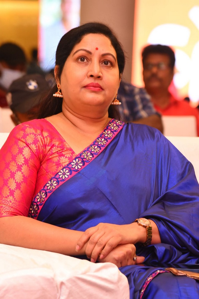 Aha Manchi Rojulochhayi 3 Roses Press Meet 20 | Telugu Rajyam