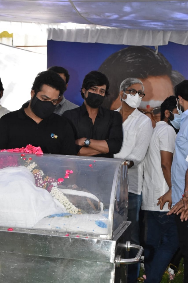 Celebs Condolences To Sirivennela Sitaramasaastry 14 | Telugu Rajyam