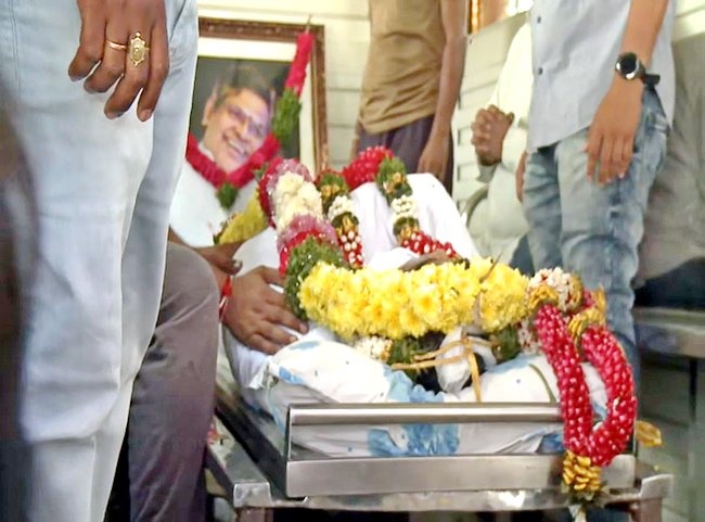 Celebs Condolences To Sirivennela Sitaramasaastry 45 | Telugu Rajyam