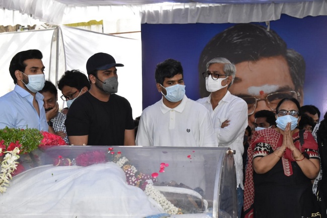 Celebs Condolences To Sirivennela Sitaramasaastry 5 | Telugu Rajyam