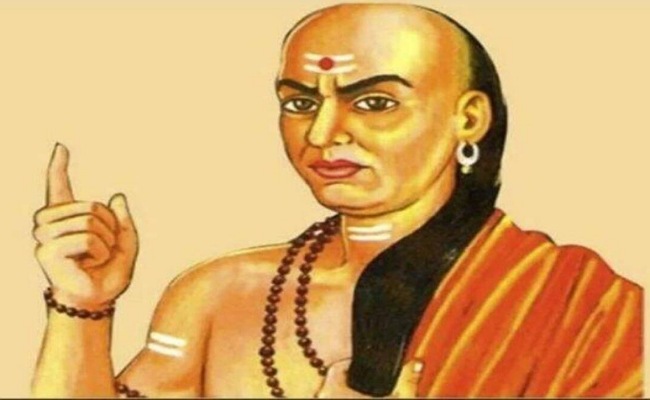 Chanakya-Niti: జీవితంలో ఉన్నత శిఖరాలకు వెళ్లాలంటే యవ్వనంలో ఇవి పాటించాల్సిందే!
