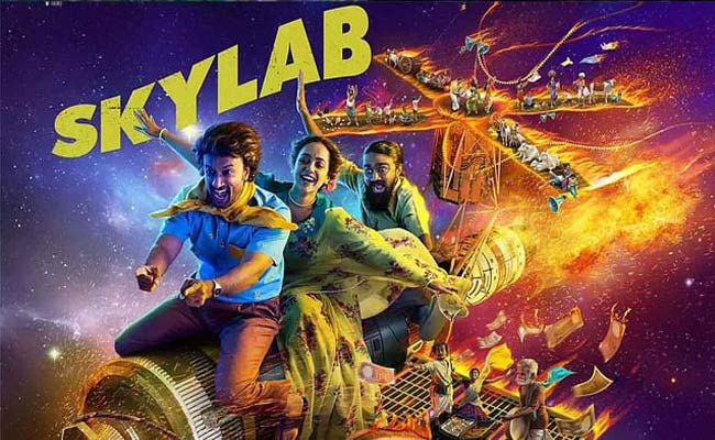 Skylab Review : ‘స్కై లాబ్’ రివ్యూ – ఎగరని వొరిగిన రాకెట్!