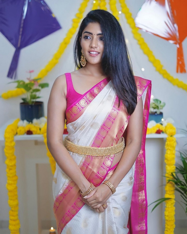 Eesha Rebba 9 | Telugu Rajyam