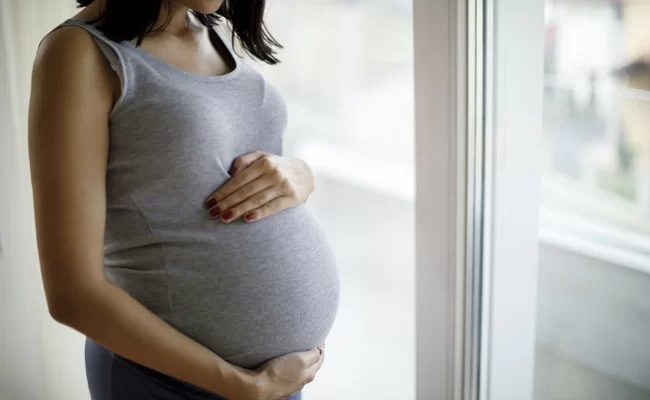 Pregnant-women-are-have-a-normal-delivery-if-they-follow-these-precautions