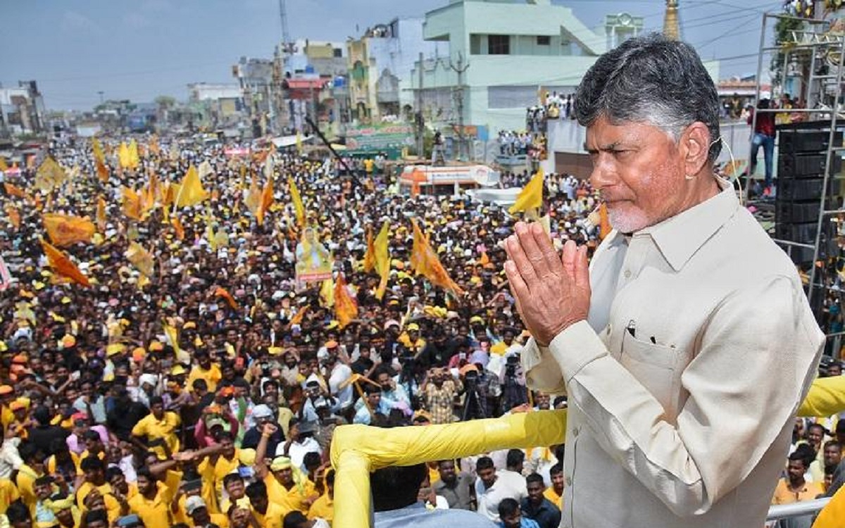 ఆ విషయంలో జనసైనికులను ఫాలో అవుతున్న తమ్ముళ్లు!